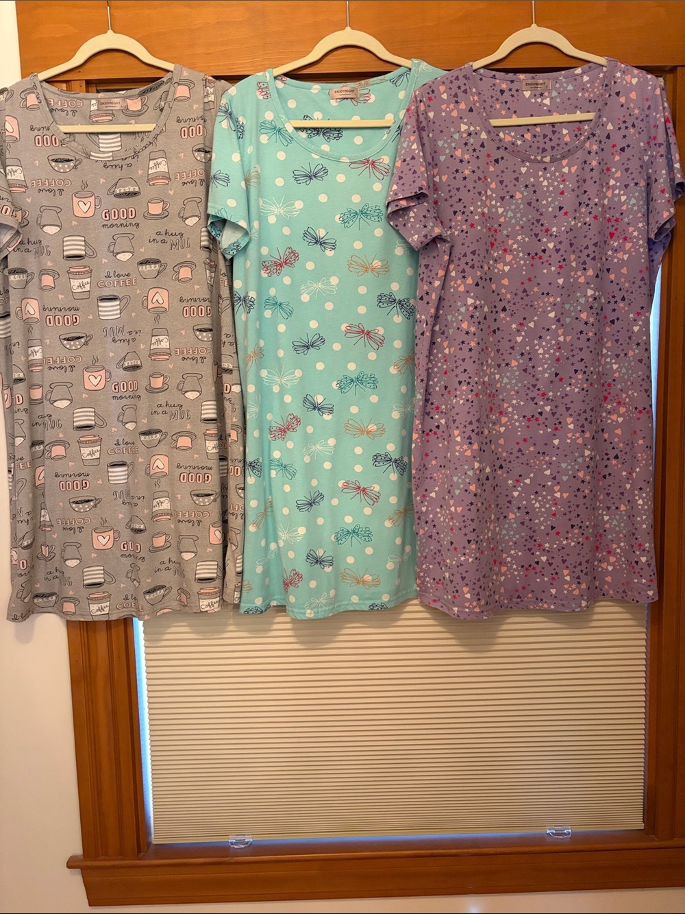 ENJOYNIGHT 3 Pk women’s nightshirt Printed Short Sleeve Tops Blue & Purple Large